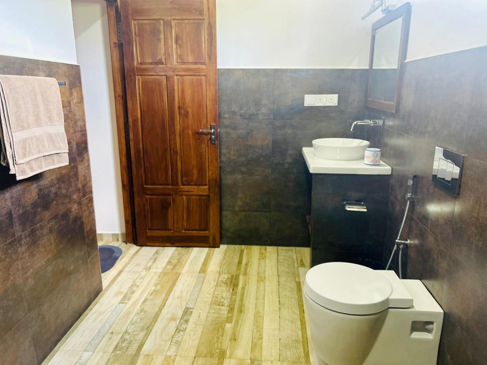 Blu Marine Nilaveli Hotel Trincomalee Luaran gambar